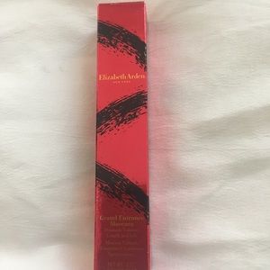 Elizabeth Arden Grand Entrance mascara
